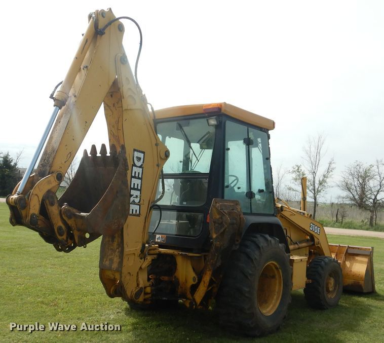 image for item HI9045 1997 John Deere 310E  backhoe