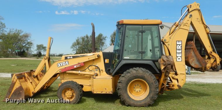 image for item HI9045 1997 John Deere 310E  backhoe