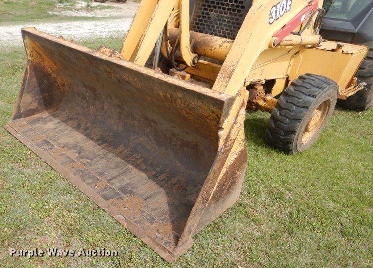 image for item HI9045 1997 John Deere 310E  backhoe