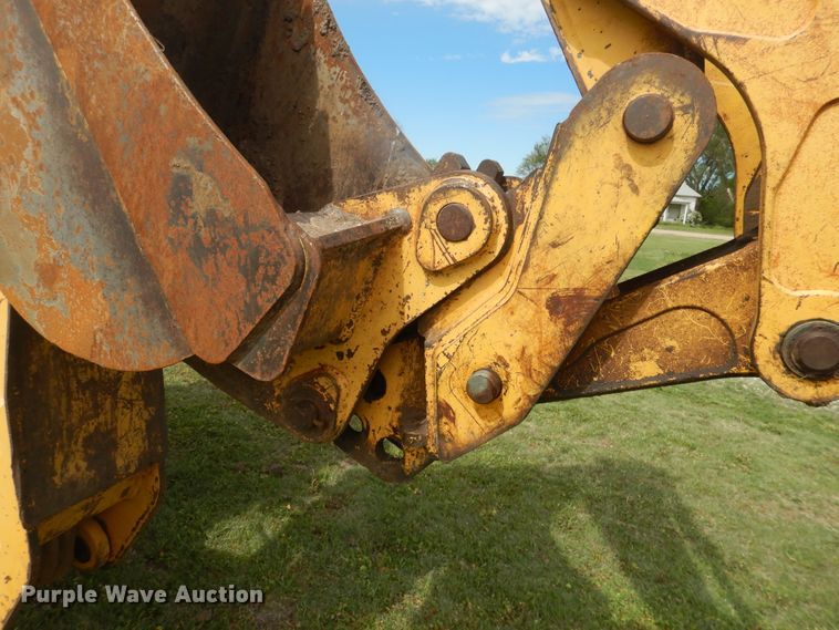 image for item HI9045 1997 John Deere 310E  backhoe