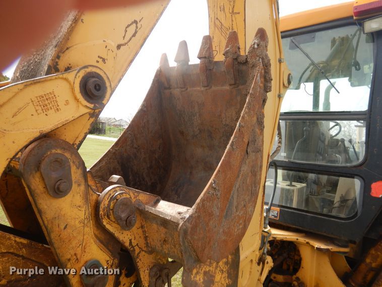 image for item HI9045 1997 John Deere 310E  backhoe