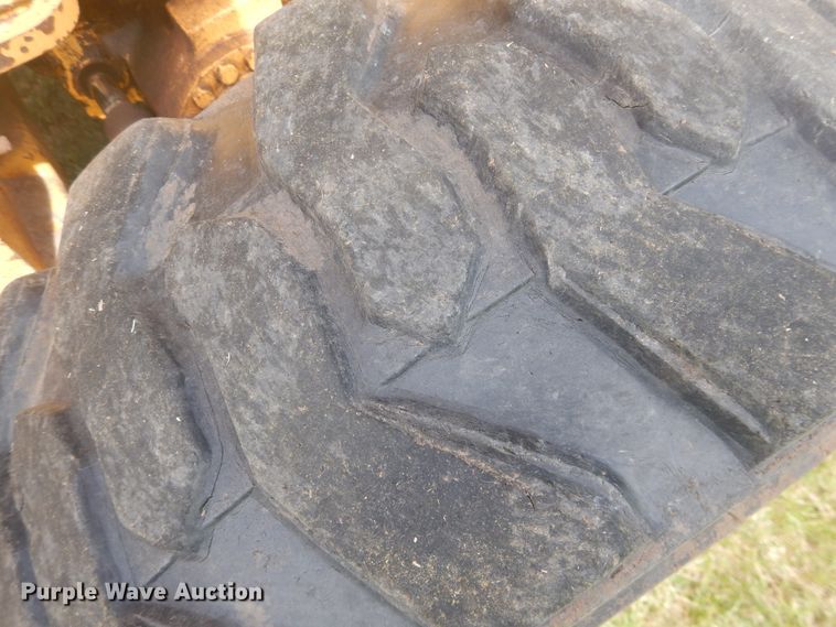 image for item HI9045 1997 John Deere 310E  backhoe