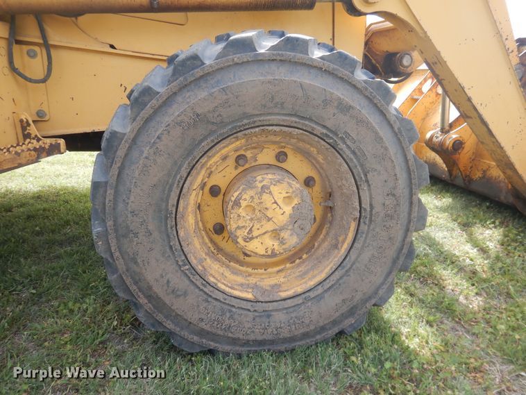 image for item HI9045 1997 John Deere 310E  backhoe