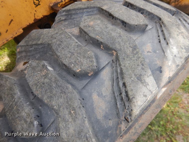 image for item HI9045 1997 John Deere 310E  backhoe