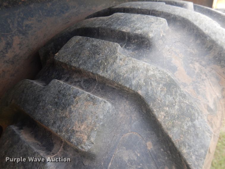 image for item HI9045 1997 John Deere 310E  backhoe