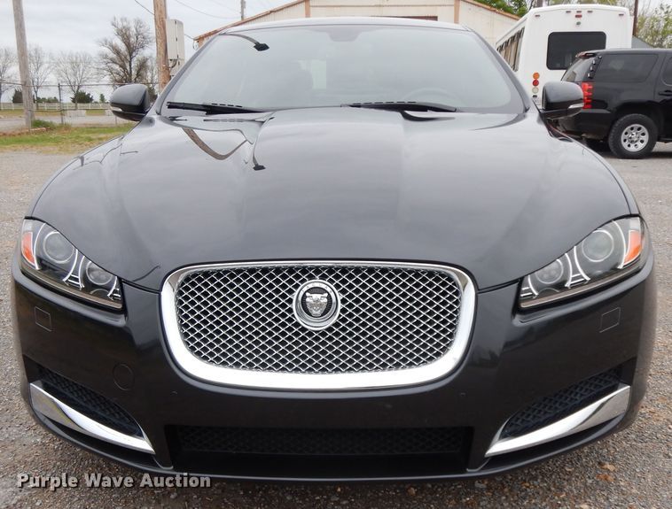 image for item HO9413 2013 Jaguar XF