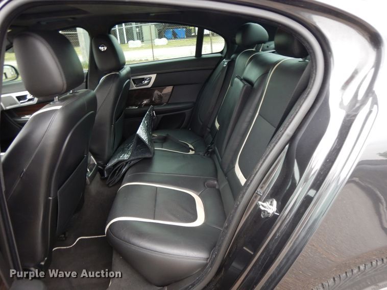 image for item HO9413 2013 Jaguar XF