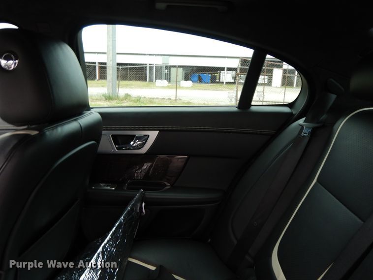 image for item HO9413 2013 Jaguar XF