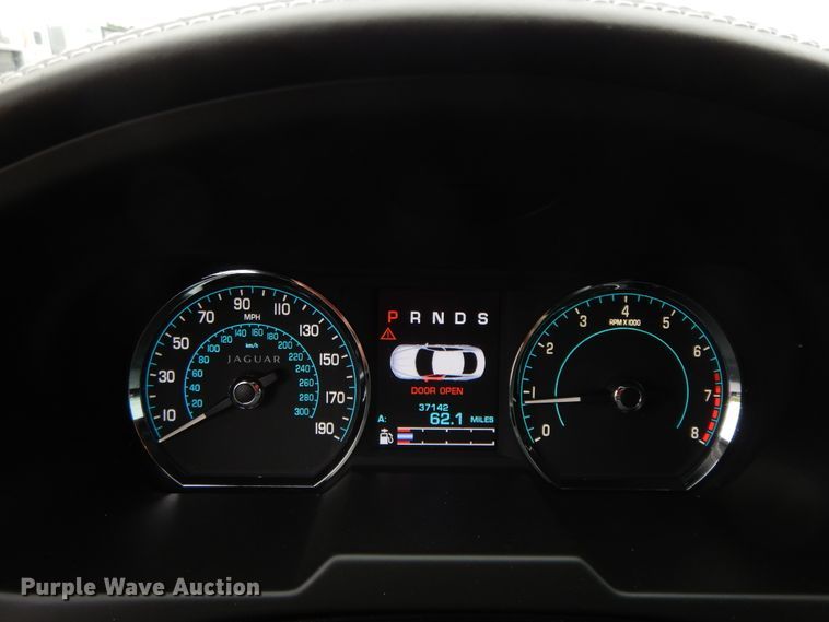 image for item HO9413 2013 Jaguar XF