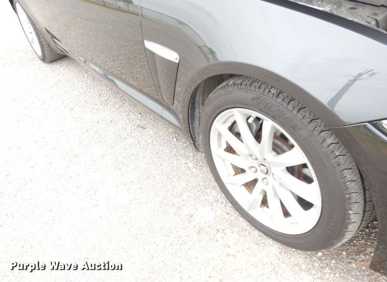 image for item HO9413 2013 Jaguar XF