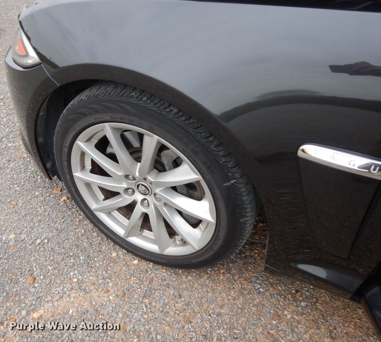 image for item HO9413 2013 Jaguar XF