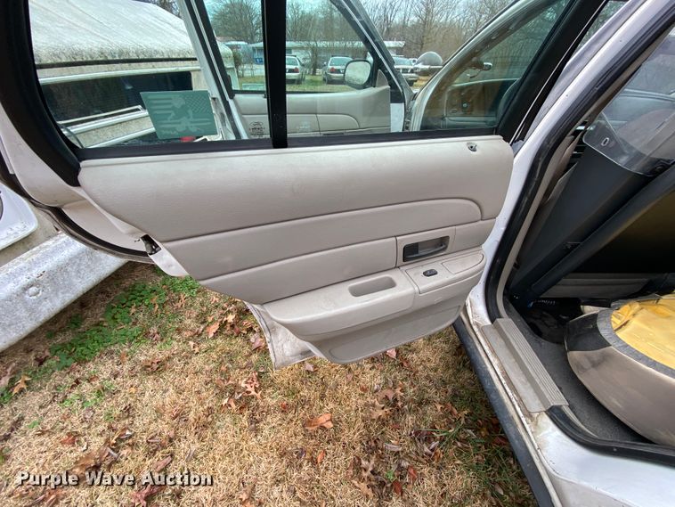 image for item HR9295 2008 Ford Crown Victoria Police Interceptor