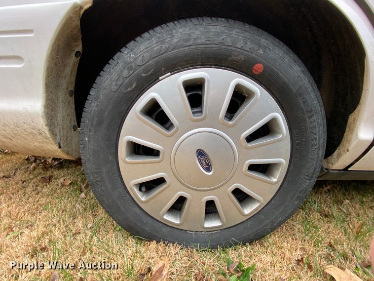 image for item HR9295 2008 Ford Crown Victoria Police Interceptor