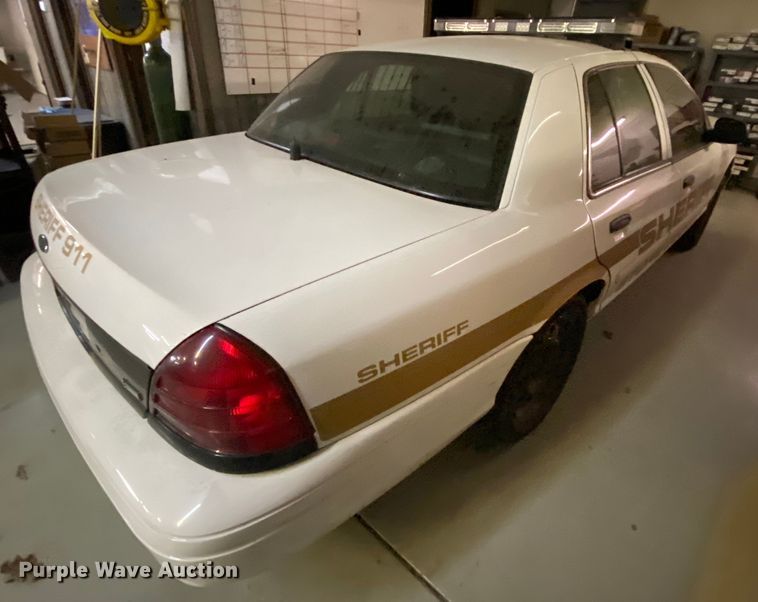 image for item HR9303 2011 Ford Crown Victoria Police Interceptor
