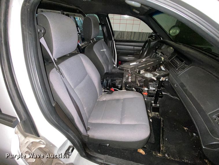 image for item HR9303 2011 Ford Crown Victoria Police Interceptor