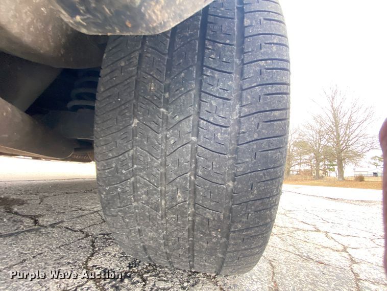 image for item HR9354 2004 Ford Crown Victoria Police Interceptor