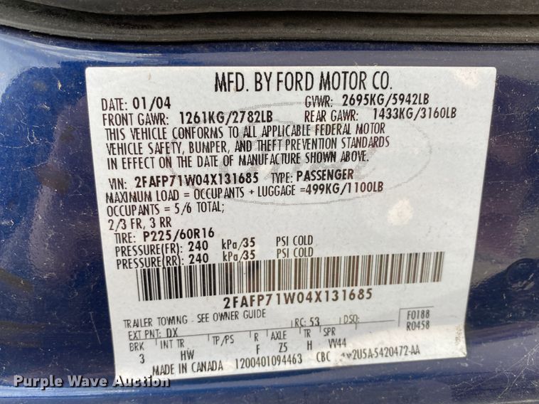 image for item HR9354 2004 Ford Crown Victoria Police Interceptor