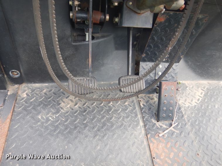 image for item HS9458 (2) Cushman Trucksters utility vehicles