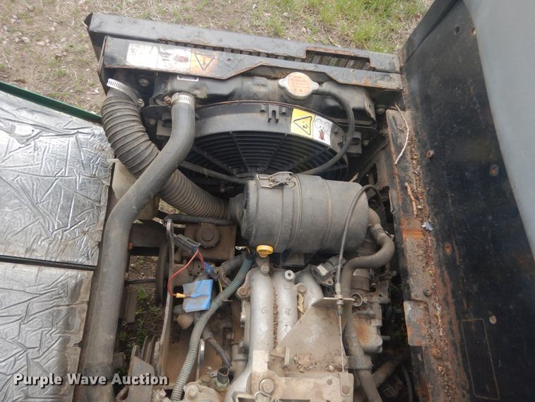 image for item HS9458 (2) Cushman Trucksters utility vehicles