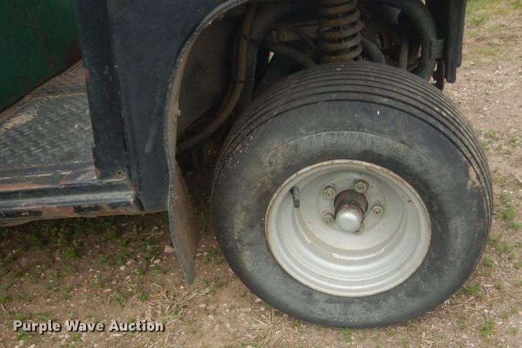 image for item HS9458 (2) Cushman Trucksters utility vehicles