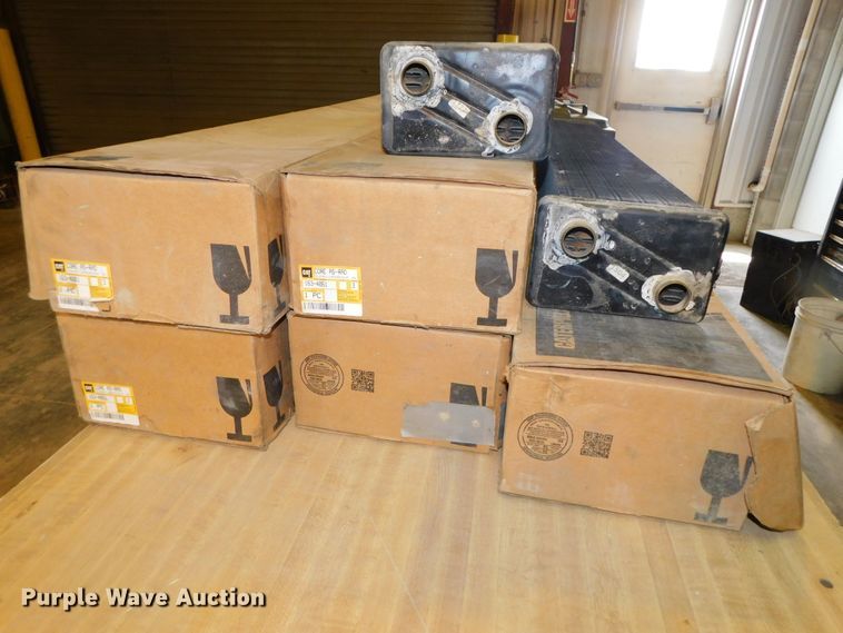 image for item HX9282 (8) radiator cores