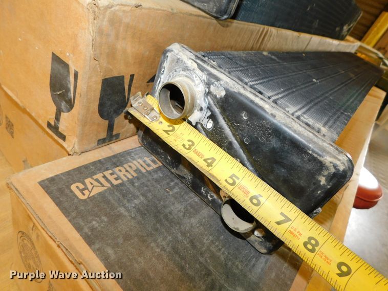 image for item HX9282 (8) radiator cores