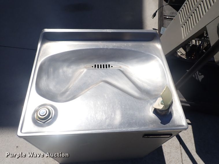image for item IF9160 (4) water fountains
