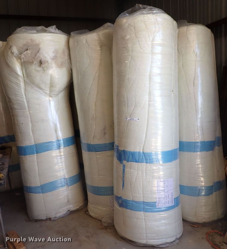 image for item IF9162 (28) rolls of Johns Mansville P30925 metal building insulation