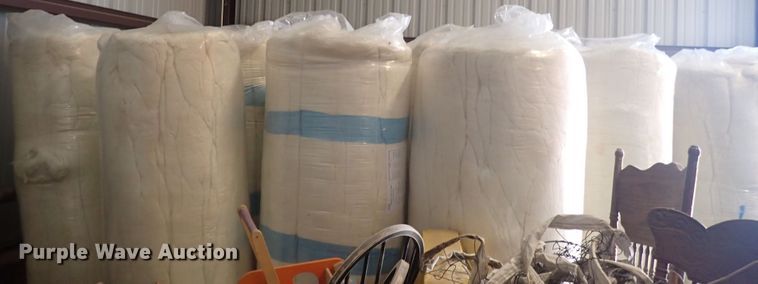 image for item IF9162 (28) rolls of Johns Mansville P30925 metal building insulation