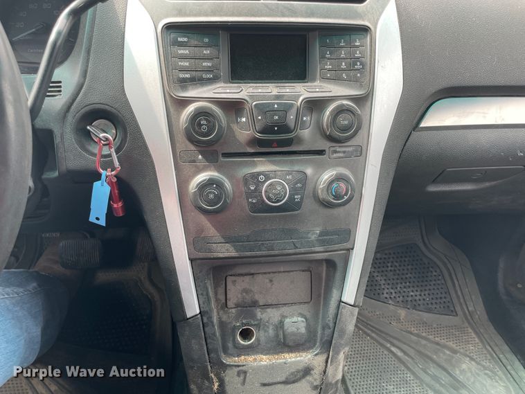 image for item II9327 2013 Ford Explorer Police  SUV