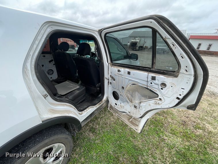 image for item II9327 2013 Ford Explorer Police  SUV