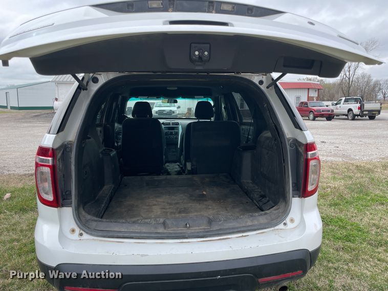 image for item II9327 2013 Ford Explorer Police  SUV