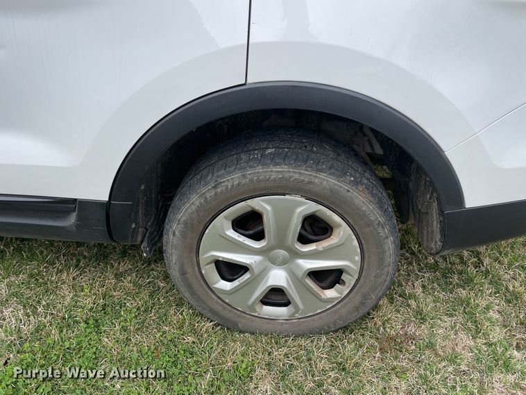 image for item II9327 2013 Ford Explorer Police  SUV