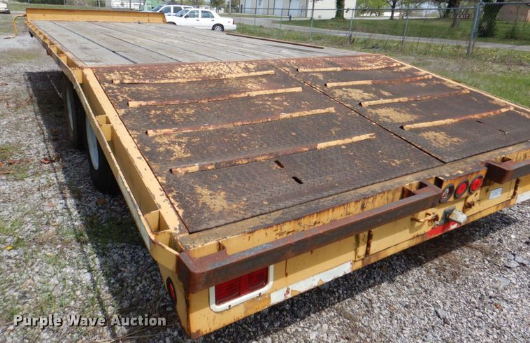 image for item II9955 Fleetneck  utility trailer