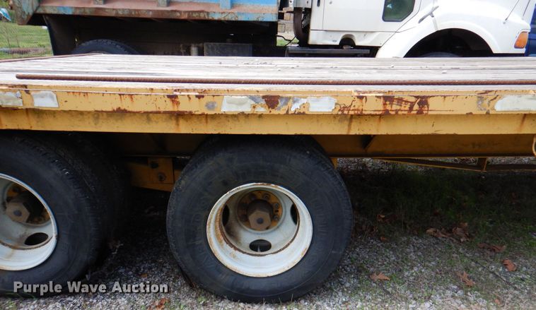 image for item II9955 Fleetneck  utility trailer