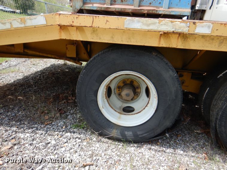 image for item II9955 Fleetneck  utility trailer