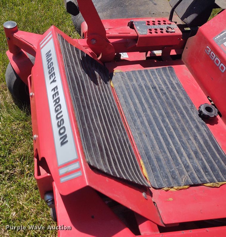 image for item IK9264 Massey Ferguson 3900  ZTR lawn mower