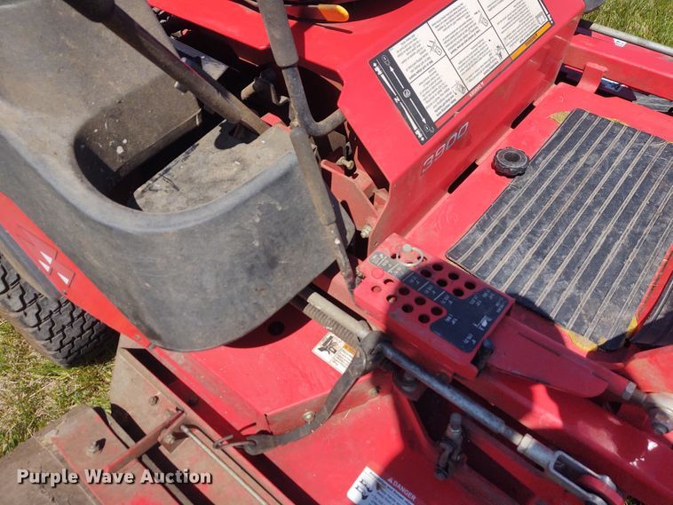 image for item IK9264 Massey Ferguson 3900  ZTR lawn mower