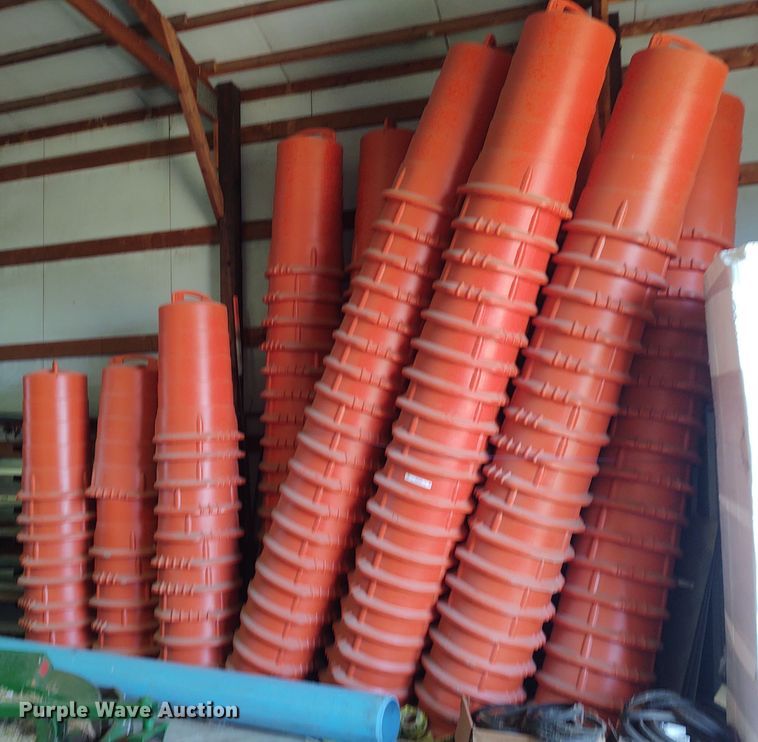 image for item IK9266 Approximately 200 traffic cones