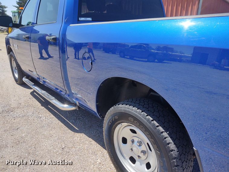 image for item IK9267 2016 Dodge Ram 1500  Crew Cab pickup truck