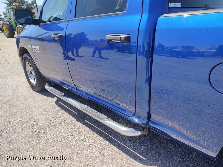 image for item IK9267 2016 Dodge Ram 1500  Crew Cab pickup truck