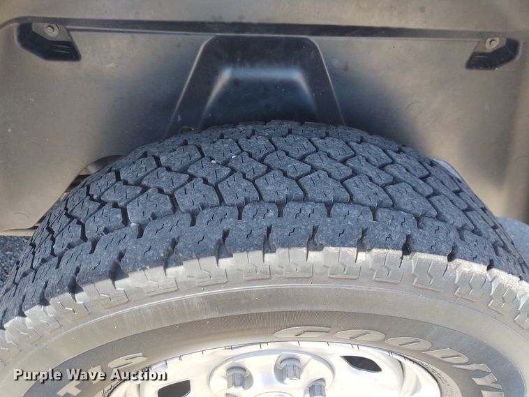 image for item IK9267 2016 Dodge Ram 1500  Crew Cab pickup truck