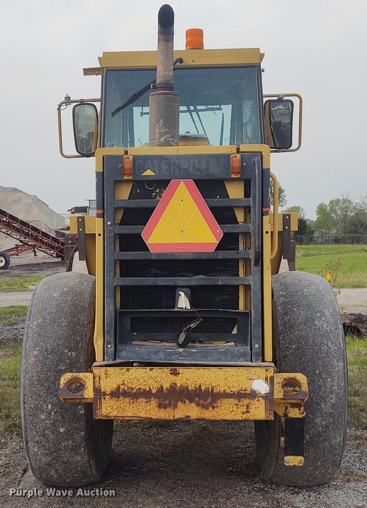 image for item IK9290 1994 Caterpillar CS-563  single drum roller