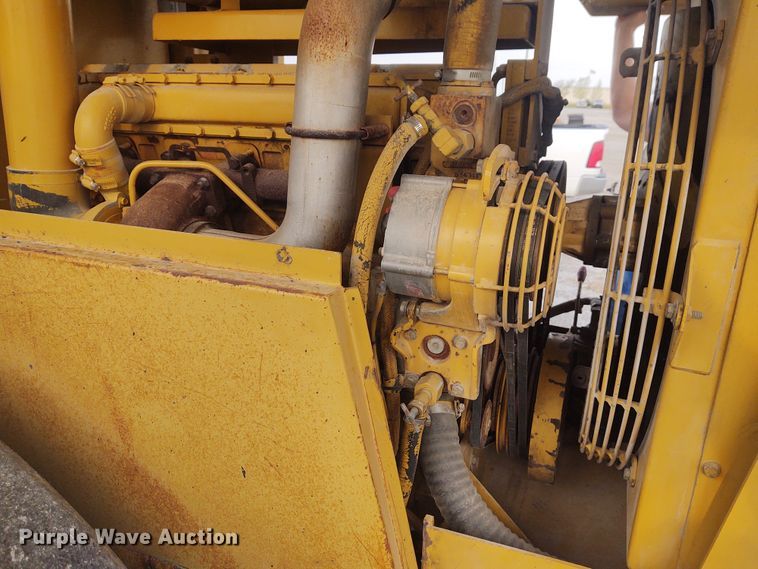 image for item IK9290 1994 Caterpillar CS-563  single drum roller