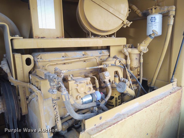 image for item IK9290 1994 Caterpillar CS-563  single drum roller