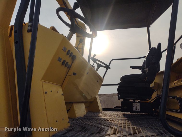 image for item IK9297 2007 Bomag MPH122  reclaimer