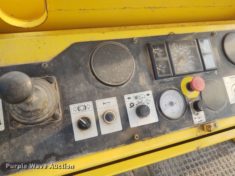 image for item IK9297 2007 Bomag MPH122  reclaimer