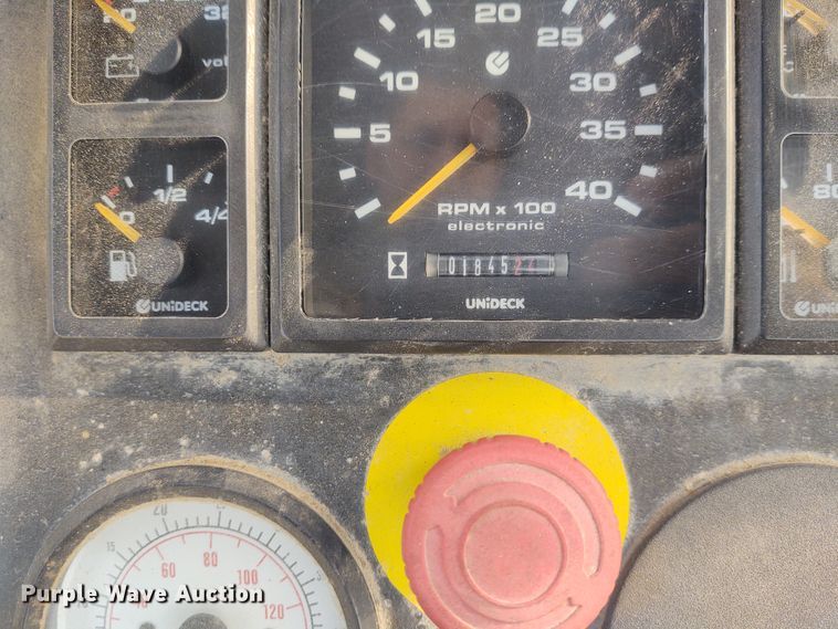 image for item IK9297 2007 Bomag MPH122  reclaimer