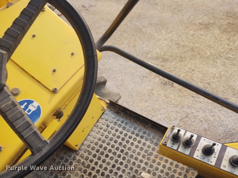 image for item IK9297 2007 Bomag MPH122  reclaimer