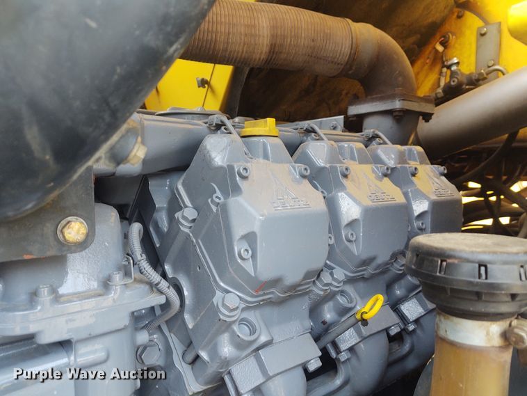 image for item IK9297 2007 Bomag MPH122  reclaimer